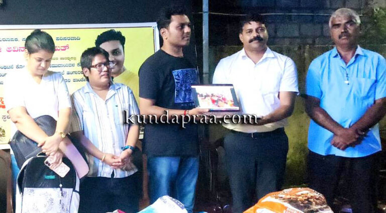 ಸಾಹಿತಿ ನರೇಂದ್ರ ಕುಮಾರ್ ಕೋಟ ಸಂಯೋಜನೆಯ ಪಂಚವರ್ಣ ರಾಜ್ಯೋತ್ಸವ ಆಶಯಗೀತೆ ಅನಾವರಣ